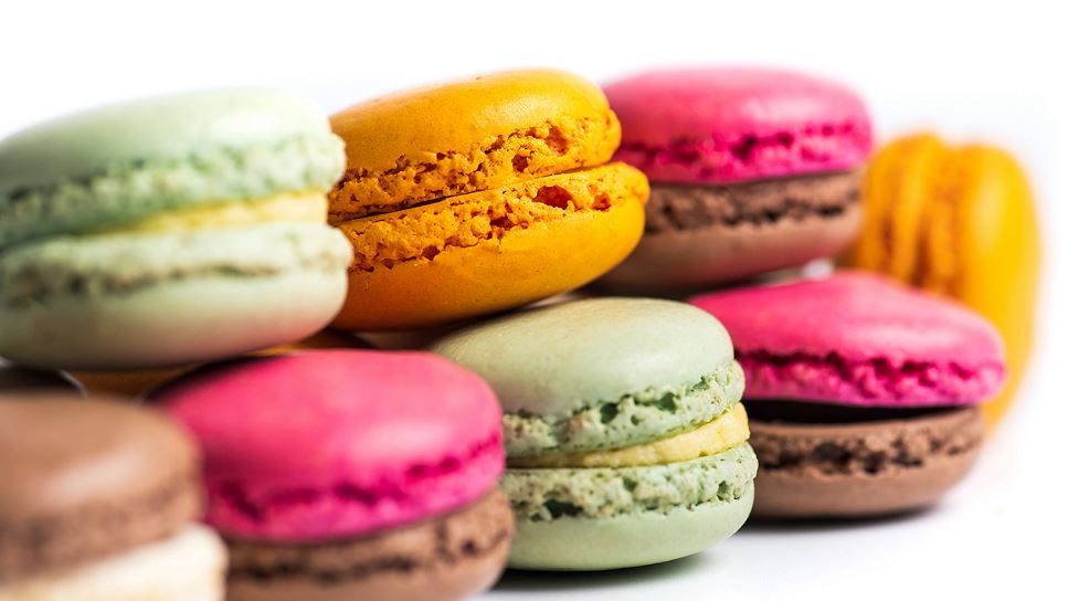 Food with food dyes